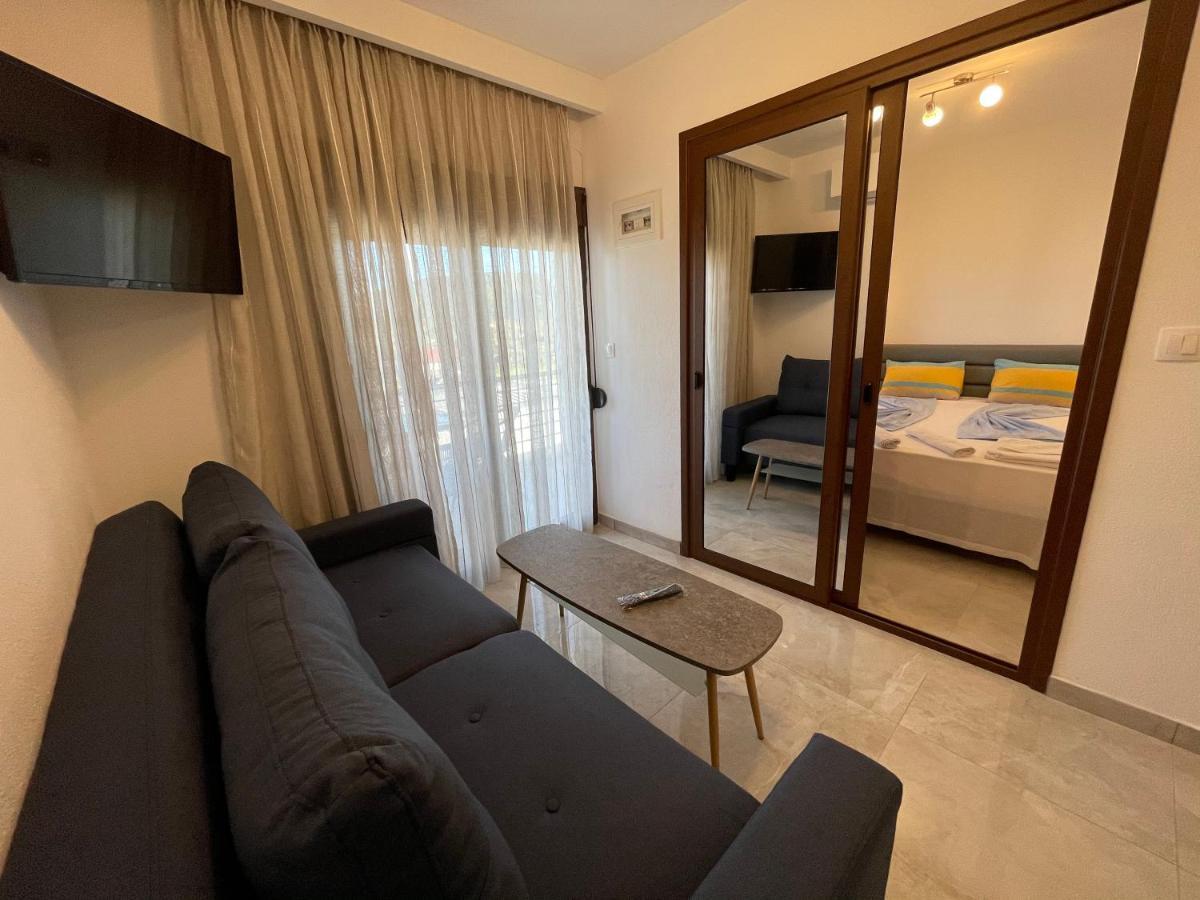 Theano Studios Paralia Sikias Dış mekan fotoğraf